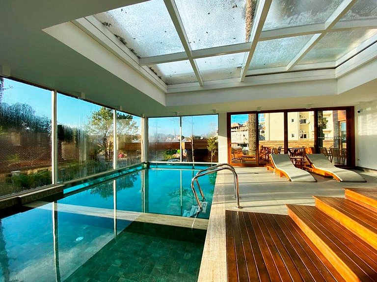 Bellagio - Apto luxo 2 suítes c/piscina e academia