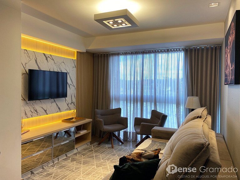 Apartamento no Centro de Gramado mobiliado, equipado e decor