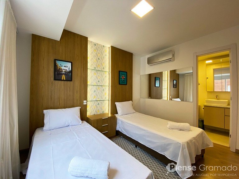 Apartamento no Centro de Gramado mobiliado, equipado e decor