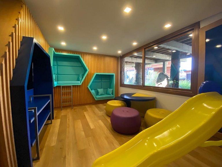 Bellag.308A - 2 suítes cond. c/ piscina e academia