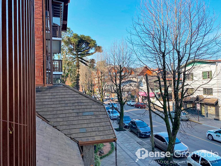 Di Pietro 203B - 300m da Rua Coberta, 2 dorm. (1 suíte)