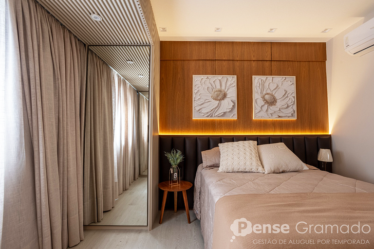 Vita 209 - Apto luxo, 2 suítes, 650m da Rua Coberta de Grama