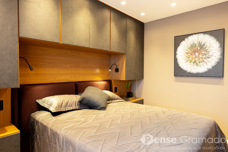 Vita 209 - Apto luxo, 2 suítes, 650m da Rua Coberta de Grama