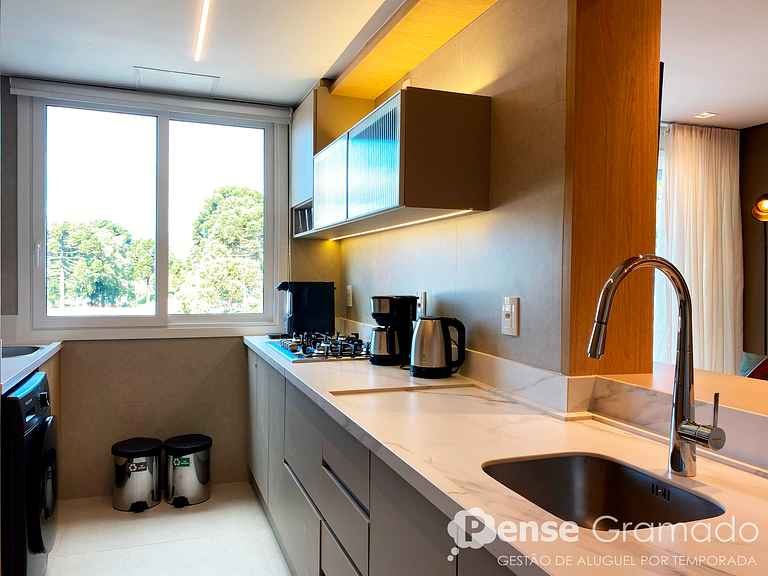 Angelo 202 - 2 suítes, 500m da Catedral de Pedra