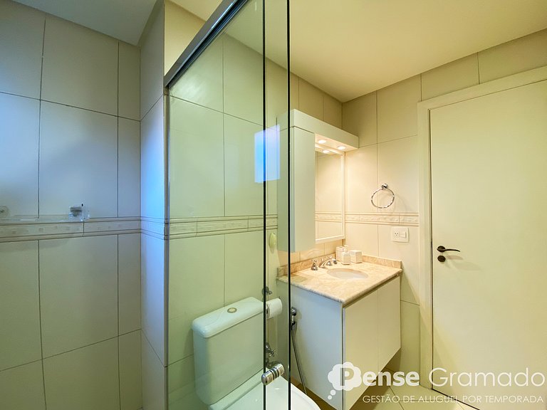 Tulipas 204 - 3 suítes, 2 vagas, 150m do Hard Rock Café