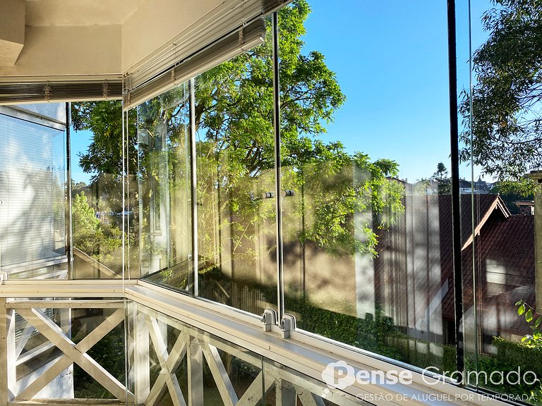 Tulipas 204 - 3 suítes, 2 vagas, 150m do Hard Rock Café