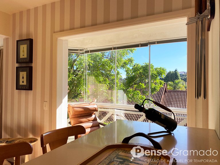 Tulipas 204 - 3 suítes, 2 vagas, 150m do Hard Rock Café