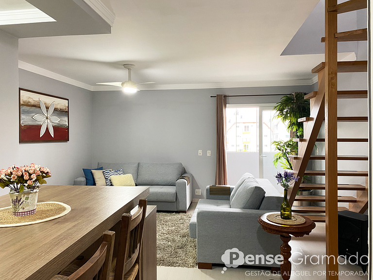 Wender 403 - Duplex a 150m da Catedral de Canela