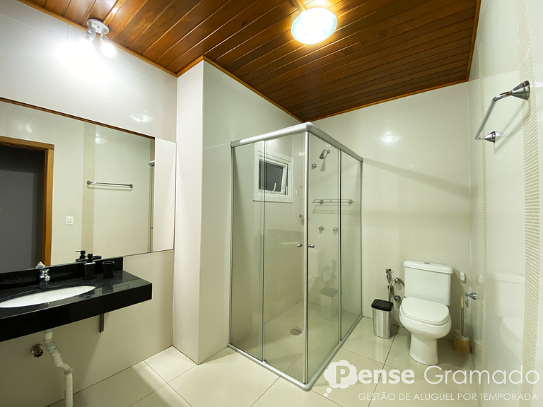 Wender 403 - Duplex a 150m da Catedral de Canela