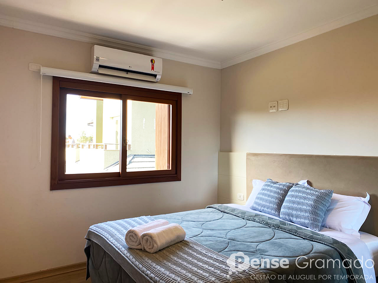 Apto 3 dorm. (2 suítes 3 banh.) c/banheira 2 vagas em Gramad