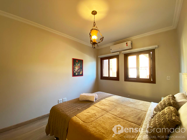 Apto 3 dorm. (2 suítes 3 banh.) c/banheira 2 vagas em Gramad