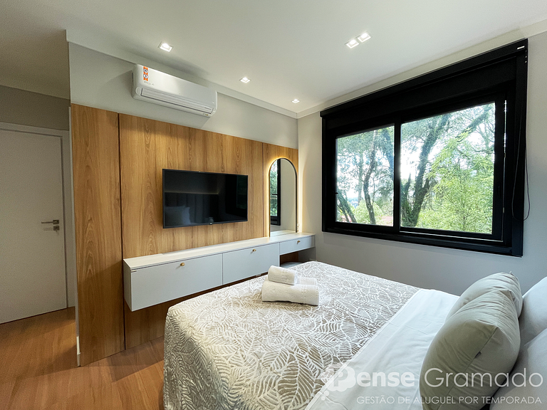 Flora - New 2-Bedroom Apartment in Downtown Canela
