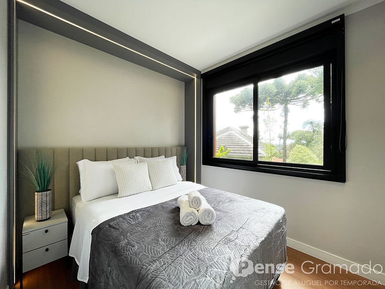 Flora - New 2-Bedroom Apartment in Downtown Canela
